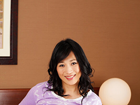 厳選巨乳の母30人　8時間　サンプル画像20